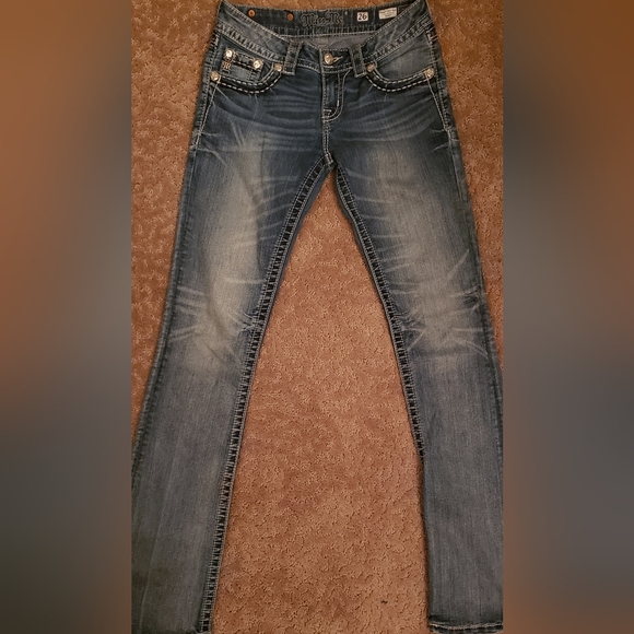 Miss Me Pants - Picture 2 of 4